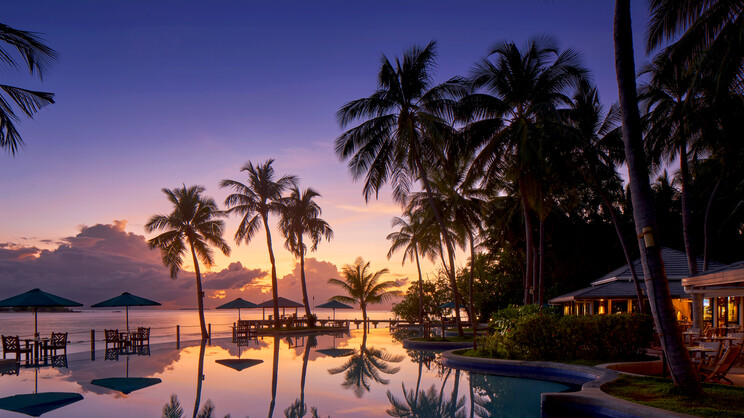 Royal Island Resort & Spa